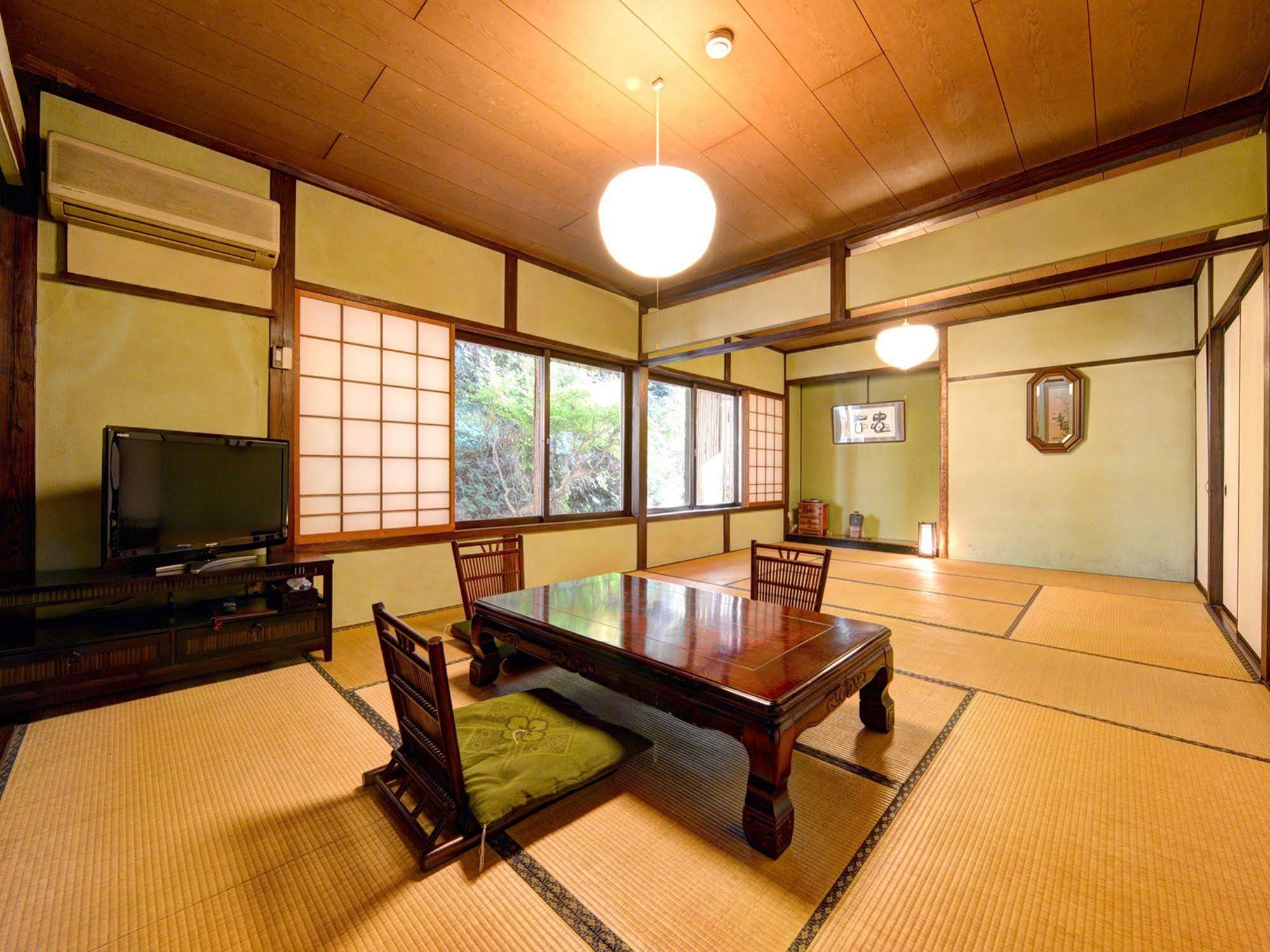 Готель Yunokawa Onsen Shouen Sinzi Екстер'єр фото