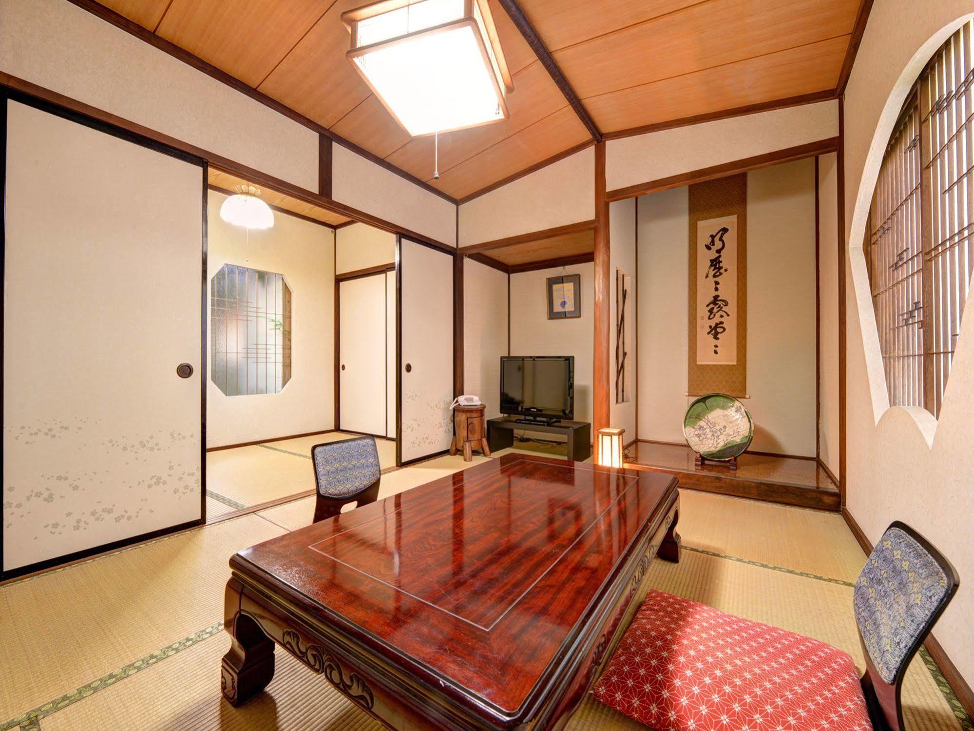 Готель Yunokawa Onsen Shouen Sinzi Екстер'єр фото