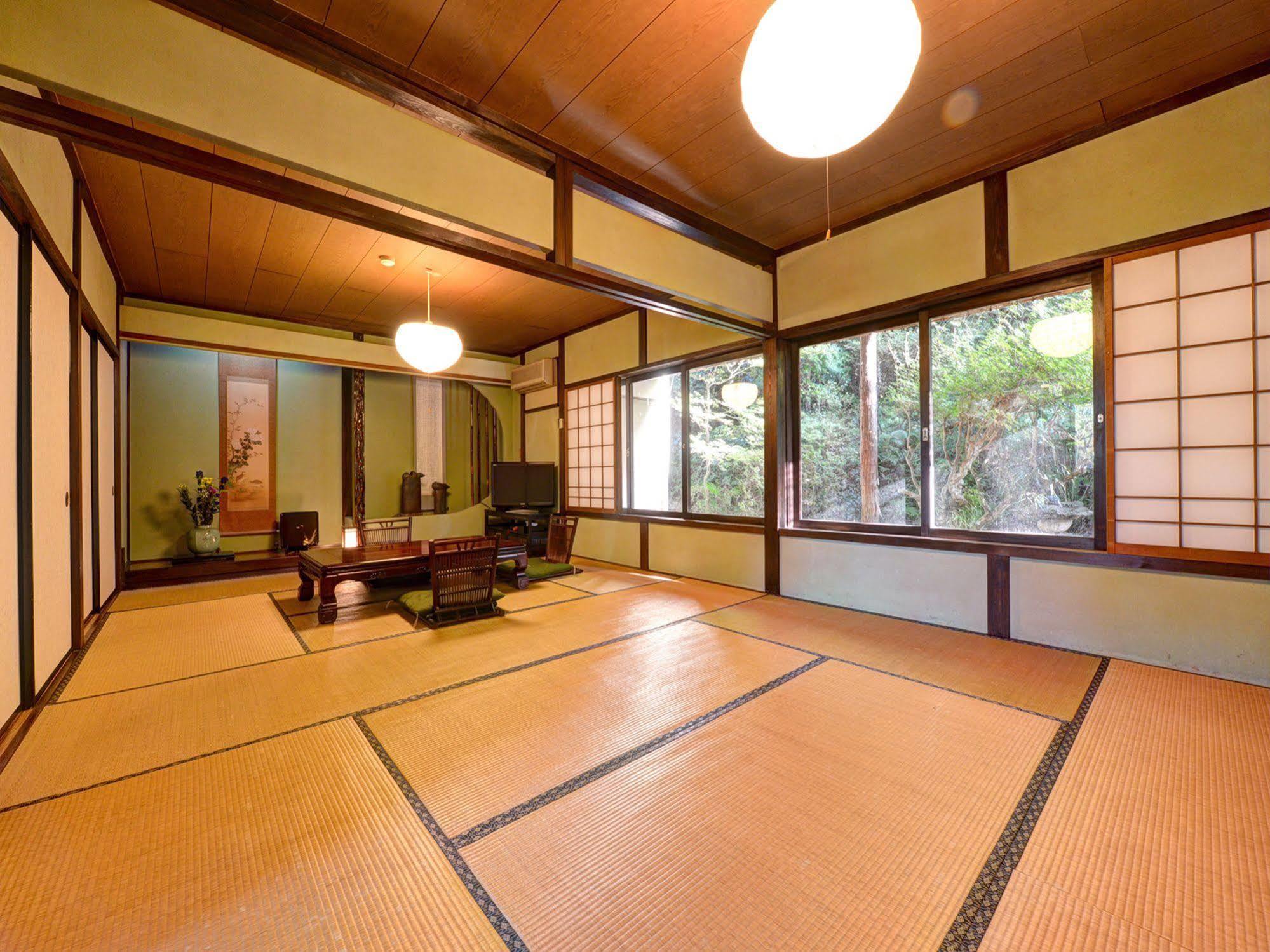 Готель Yunokawa Onsen Shouen Sinzi Екстер'єр фото