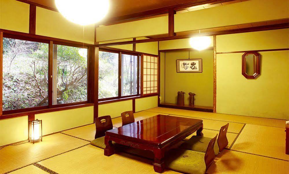 Готель Yunokawa Onsen Shouen Sinzi Екстер'єр фото